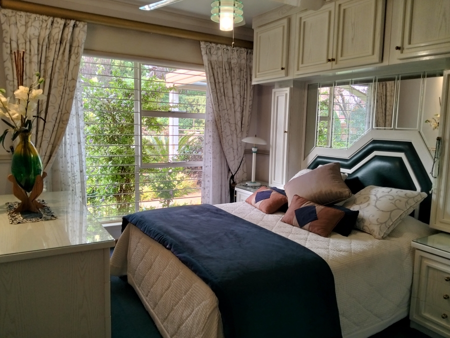 4 Bedroom Property for Sale in Van Der Hoff Park North West